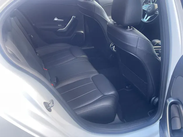 Mercedes-Benz A 180 Progressive 7G-DCT