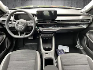 Jeep Avenger 1.2 MHEV Longitude Black Kite