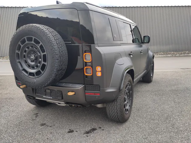 Land Rover Defender 110 635 V8 4.4 Octa Edition One AT8
