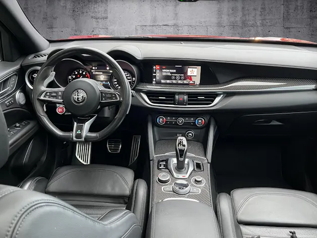 Alfa Romeo Stelvio 2.9 V6 Biturbo Q4 Quadrifoglio Sky