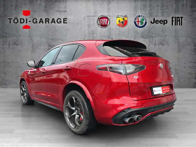 Alfa Romeo Stelvio 2.9 V6 Biturbo Q4 Quadrifoglio Sky