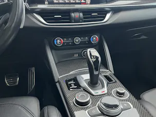 Alfa Romeo Stelvio 2.9 V6 Biturbo Q4 Quadrifoglio Sky