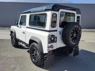 Land Rover Defender 90 2.2 TD4 Station Wagon