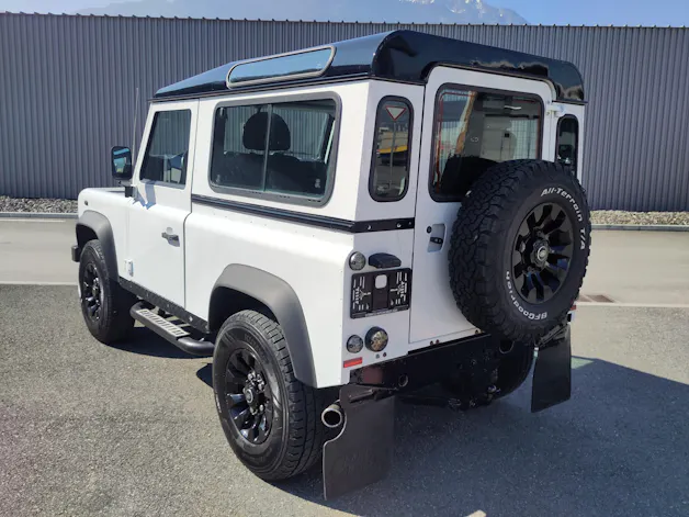 Land Rover Defender 90 2.2 TD4 Station Wagon