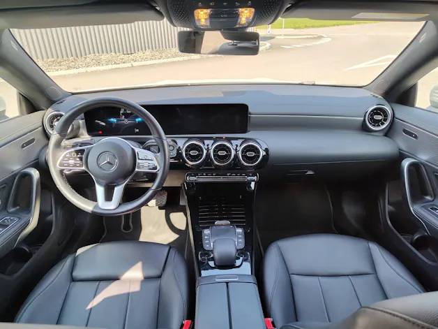 Mercedes-Benz CLA Shooting Brake 180 7G-DCT Progressive