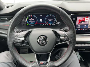 Škoda Octavia Combi 1.4 TSI PHEV DSG RS