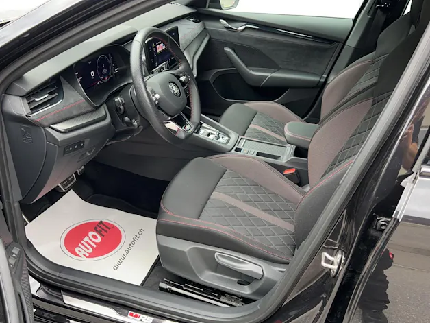 Škoda Octavia Combi 1.4 TSI PHEV DSG RS
