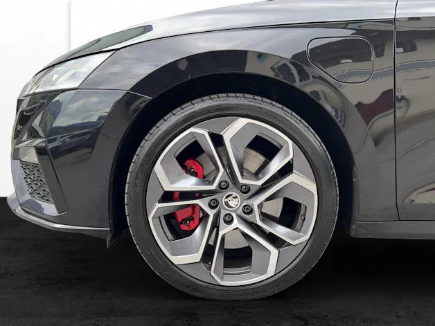 Škoda Octavia Combi 1.4 TSI PHEV DSG RS