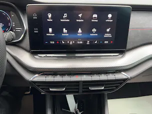 Škoda Octavia Combi 1.4 TSI PHEV DSG RS