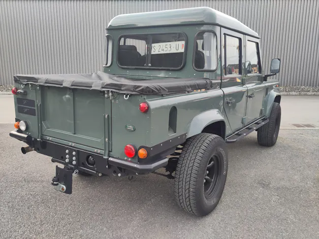 Land Rover Defender 110 2.4 Td4 High Capacity Pick Up