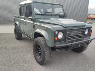 Land Rover Defender 110 2.4 Td4 High Capacity Pick Up