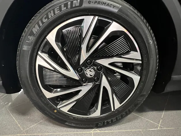 MG S6 EV 77kWh Luxury AWD