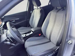Peugeot 2008 1.2 145 MHEV Allure