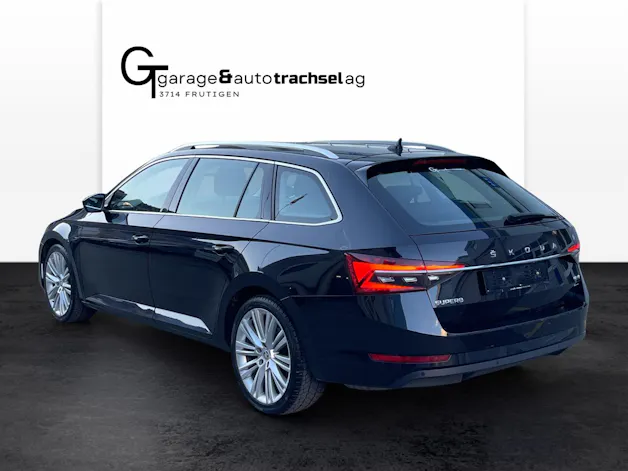 Škoda Superb Combi 2.0 TDi Style 4x4 DSG