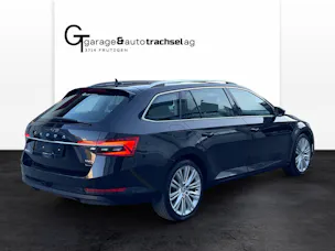 Škoda Superb Combi 2.0 TDi Style 4x4 DSG
