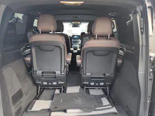 Mercedes-Benz V 300 d lang Avantgarde 4Matic 9G-Tronic
