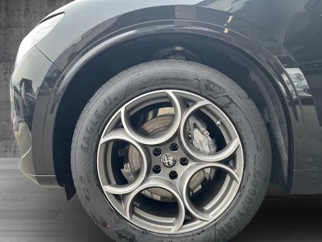 Alfa Romeo Stelvio 2.0 Q4 280 Sprint Edition