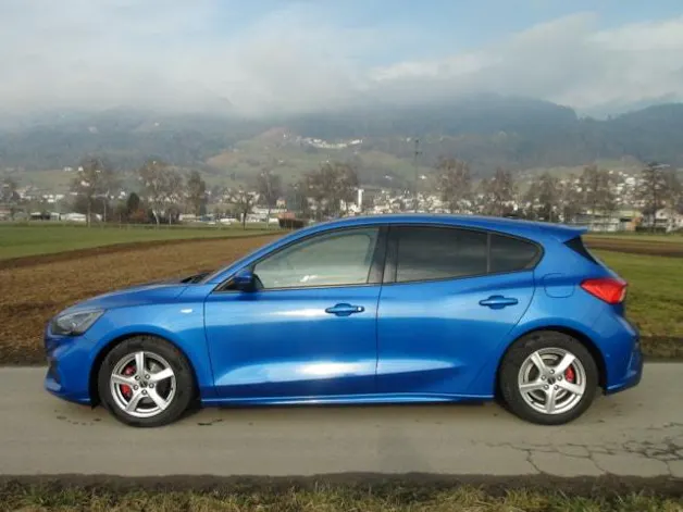 Ford Focus 1.0i EcoB 125 ST-Line