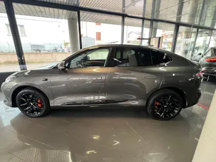 MG IM6 EV 100kWh Performance 20