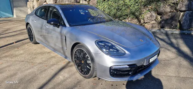 Porsche 4S