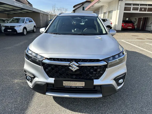 Suzuki S-Cross 1.4 T Sakura Top Hybrid 4x4