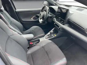 Toyota Yaris 1.5 VVT-i HSD GR Sport
