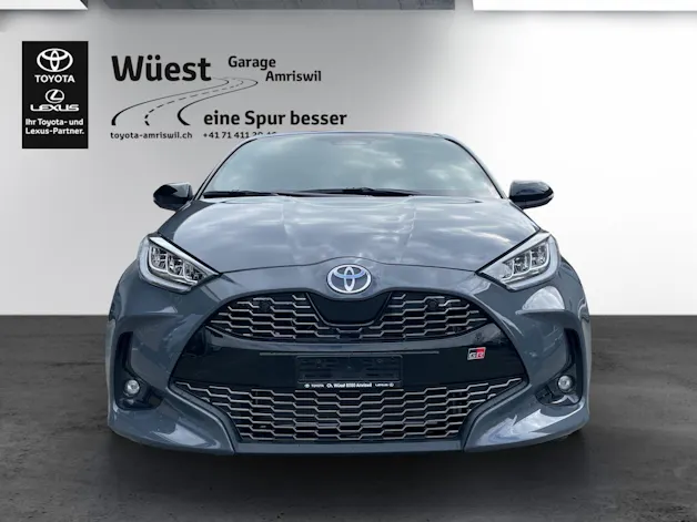 Toyota Yaris 1.5 VVT-i HSD GR Sport
