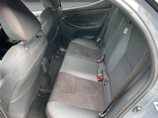 Toyota Yaris 1.5 VVT-i HSD GR Sport