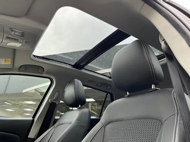 Suzuki S-Cross 1.4 T Compact Top Hybrid 4x4