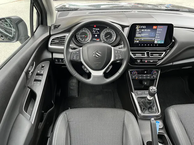 Suzuki S-Cross 1.4 T Compact Top Hybrid 4x4