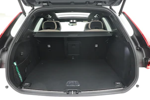 Fahrzeugbild VOLVO XC60 2.0 T6 TE Ultra Bright eAWD