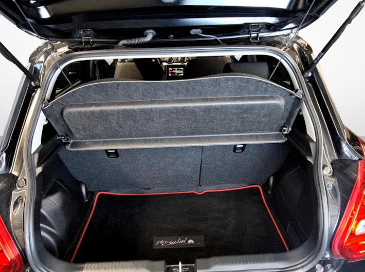 Fahrzeugbild SUZUKI SWIFT