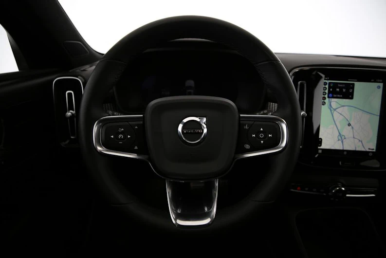 immagine del veicolo VOLVO XC40