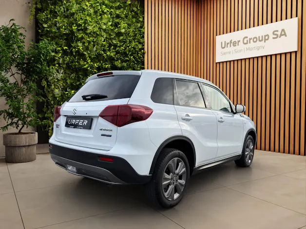 Suzuki Vitara 1.5 Hybrid Compact + 4x4 AGS