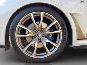BMW X7 M50d