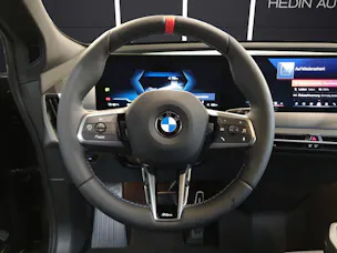 BMW iX M70