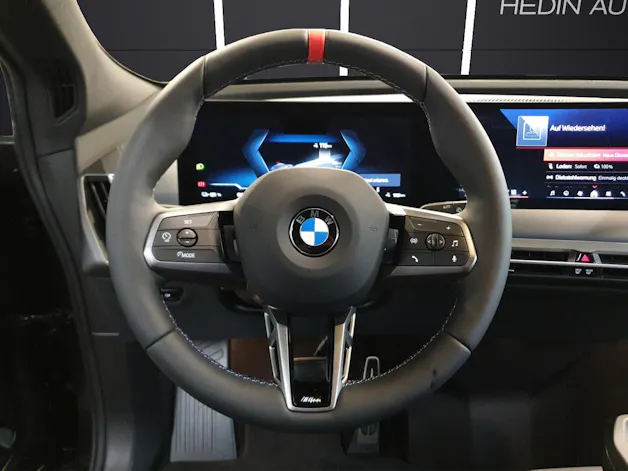 BMW iX M70
