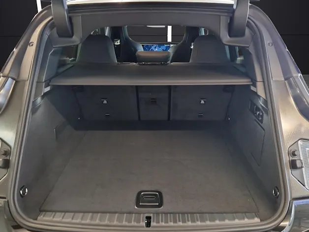 BMW iX M70