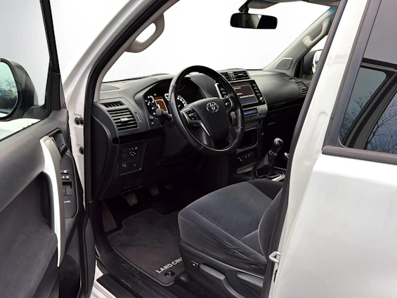 Fahrzeugbild 6 Fahrzeugbild 6