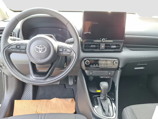 Toyota Yaris 1.5 VVT-i HSD Trend