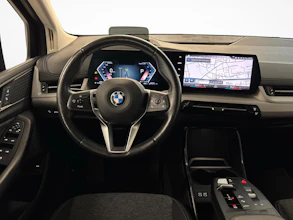 https://vehicle.imgix.net/4249677/67dfc408-680a-4b8e-86d8-a6c7865f19e5.jpg