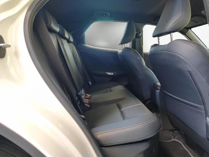 immagine del veicolo LEXUS LBX