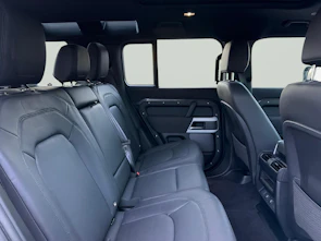 image du véhicule LAND ROVER Defender 110 3.0 D I6 300 SE mit AHK 3'500 kg