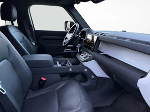 image du véhicule LAND ROVER Defender 110 3.0 D I6 300 SE mit AHK 3'500 kg
