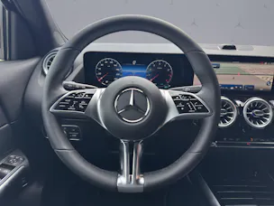Mercedes-Benz GLA 200 Night Star