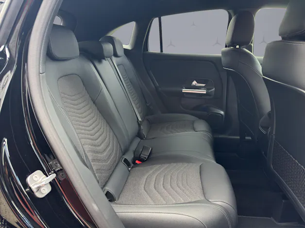 Mercedes-Benz GLA 200 Night Star