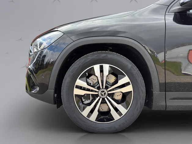 Mercedes-Benz GLA 200 Night Star