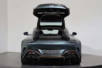 https://vehicle.imgix.net/4249917/0c28cacd-748c-4ceb-a750-d202696740d7.JPG
