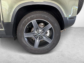 https://vehicle.imgix.net/4249932/25d3fe95-8eb9-4c10-8a64-cdf157b5cb67.jpg