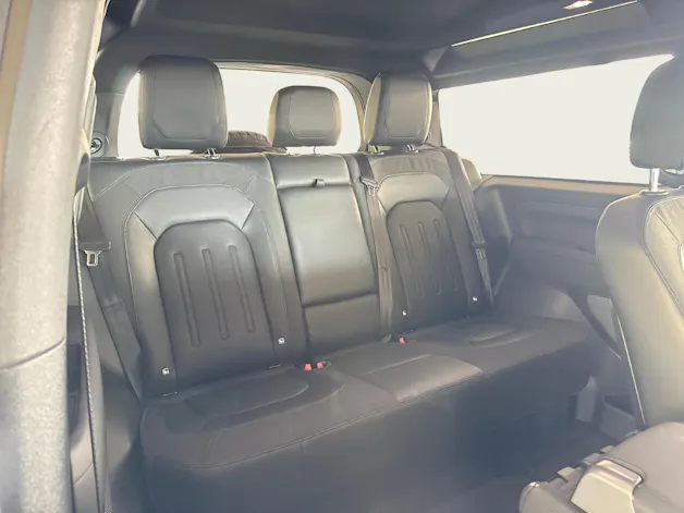 Land Rover Defender 90 3.0 D I6 250 SE + Gancio traino elettrico